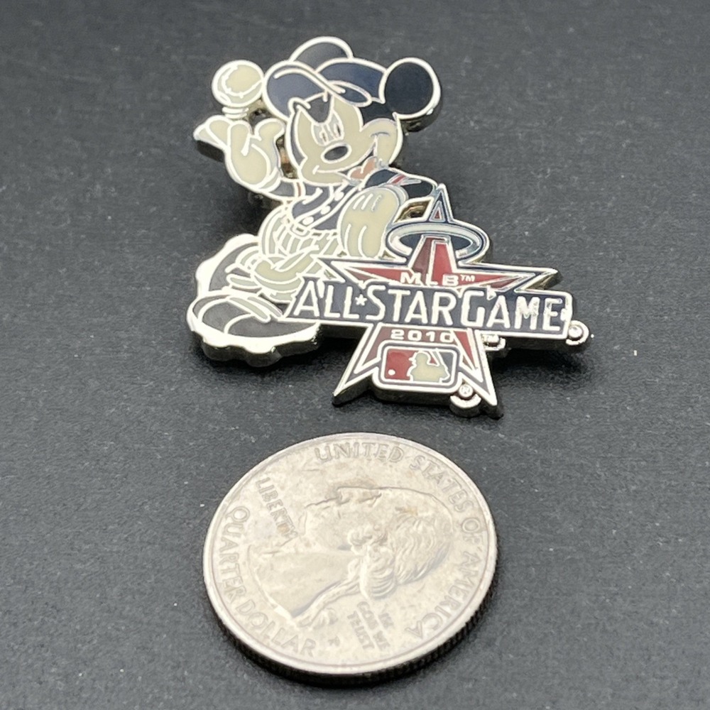 Disney MLB Baseball All Star Game 2010 Mickey Mouse Lapel Hat Pin - Picture 2 of 3